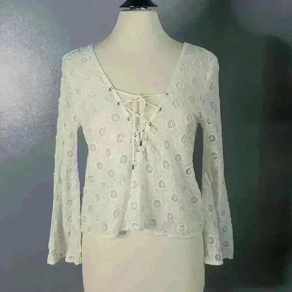 LUCY Paris Julie Top White Boho Eyelet Lace-up Bell Sleeve Shirt sz M - Picture 2 of 11